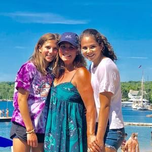 Meet your Posher, Suzanne